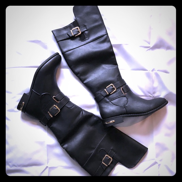 Shoes - ~Black Knee Boots with Gold Detail - NEW- 9W ~